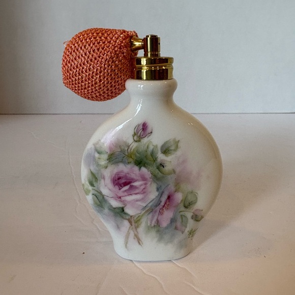 Hand-painted porcelain floral perfume bottle - Picture 1 of 7
